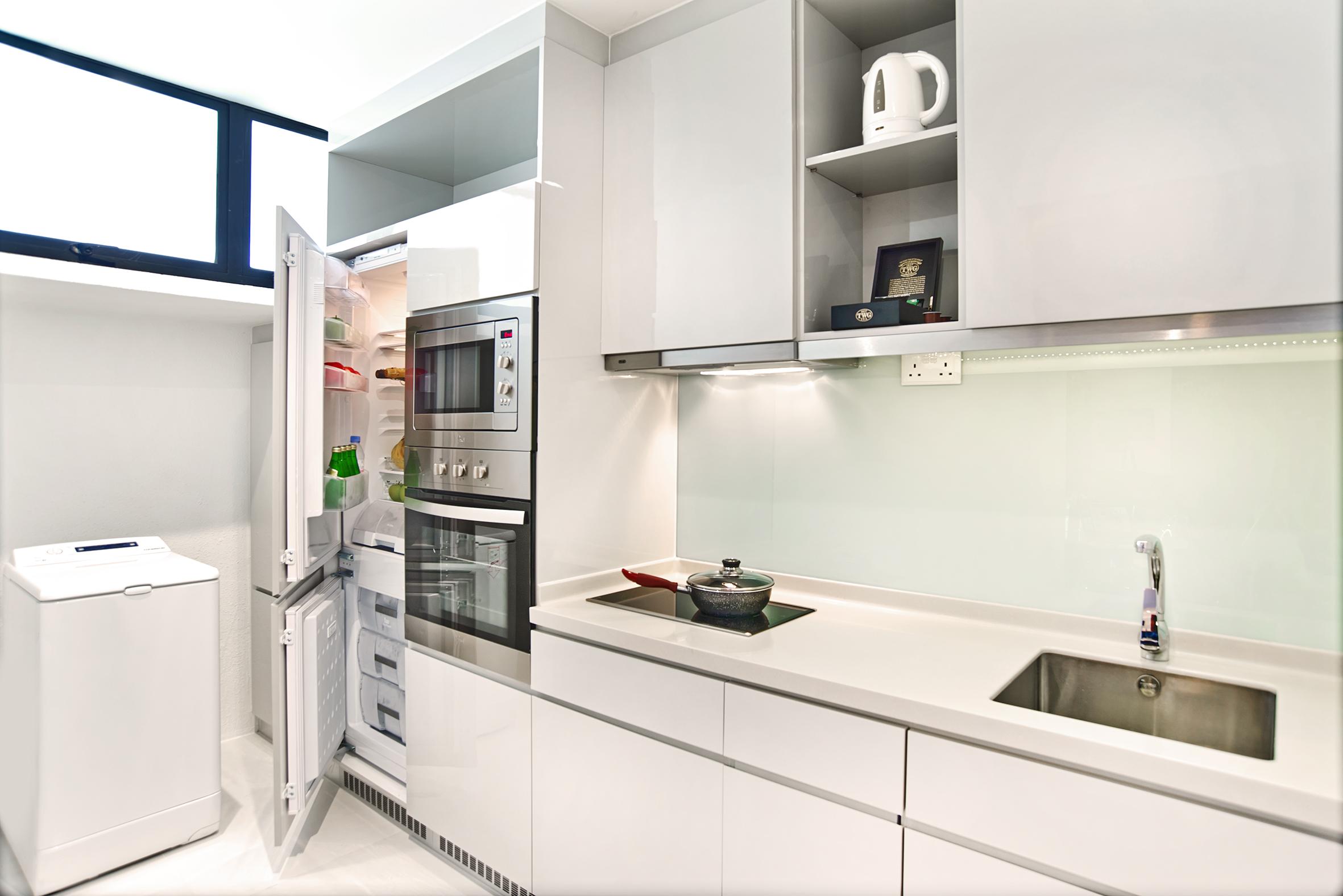 Goodwood Park Hotel Szingapúr Kültér fotó A typical kitchen in a serviced apartment